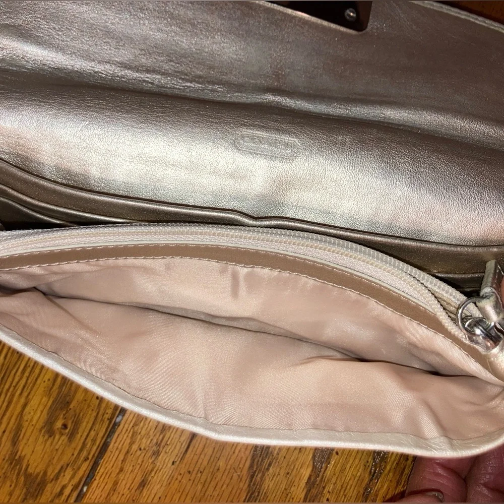 Coach Envelope Clutch Wallet Gold  Champagne Leather EUC